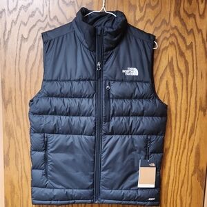The North Face Aconcagua 2 Vest, Mens Small, Black